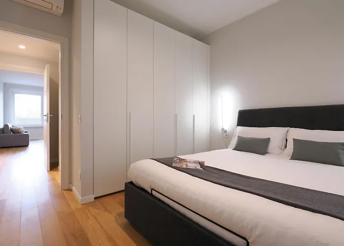 Apartament Splendida Vista Sul Parco - 2 E 2 Bagni Mediolan